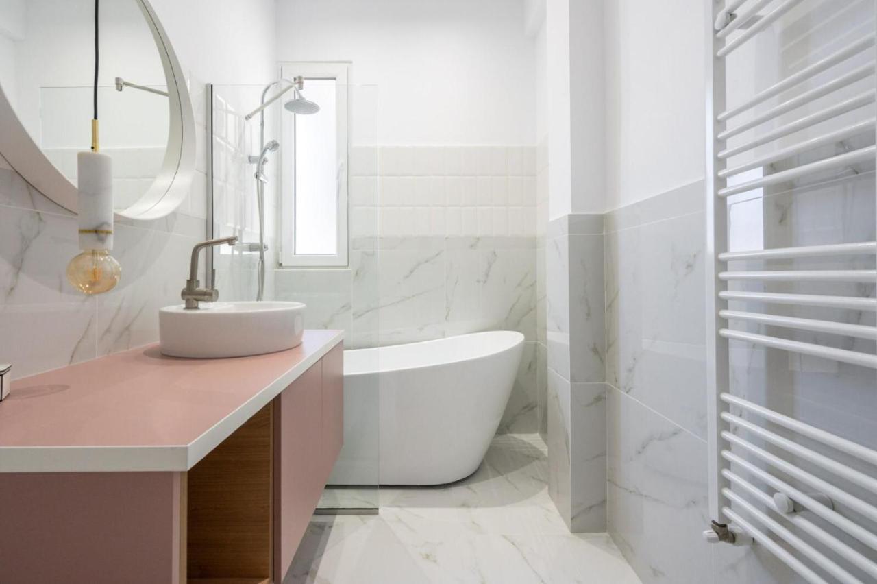 Fabulous Apartament With View In Calea Victoriei Bukarest Exterior foto